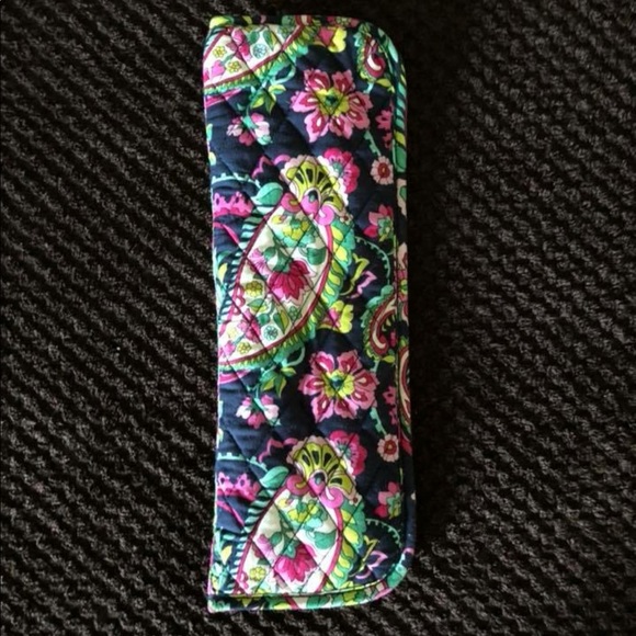 Vera Bradley Accessories - Vera Bradley straightener case